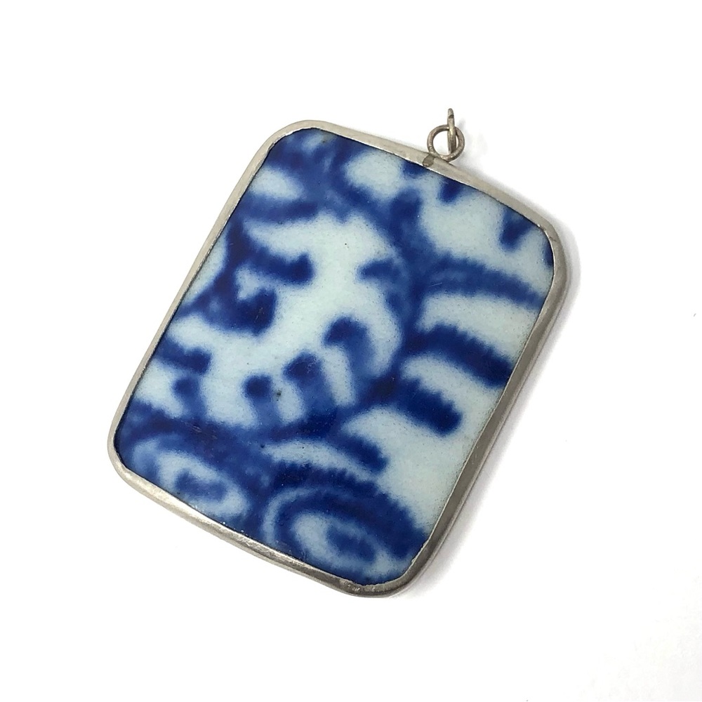 Vintage Chinese blue and white porcelain shard pendant